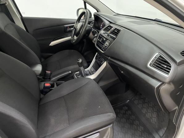 Suzuki SX4 II (S-Cross) Рестайлинг с пробегом 2016 года, цена 1 070 000 рублей, 141104 км, хэтчбек, Автокод Объявления