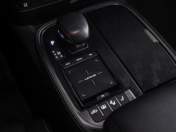 Lexus LS V Рестайлинг с пробегом 2021 года, цена 5 990 000 рублей, 158389 км, седан, Автокод Объявления