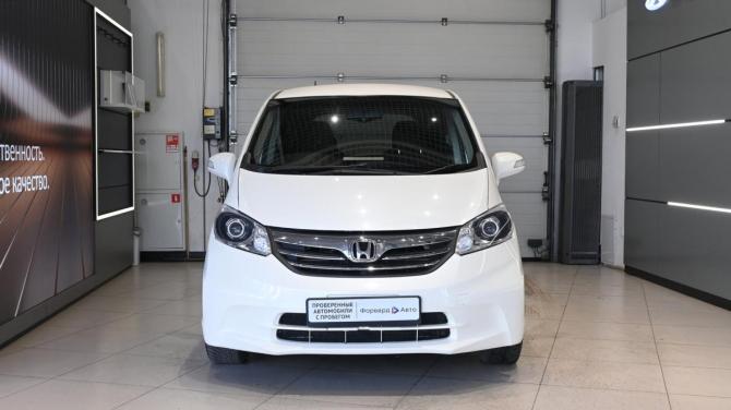 Honda Freed I Рестайлинг с пробегом 2012 года, цена 1 025 000 рублей, 156380 км, компактвэн, Автокод Объявления