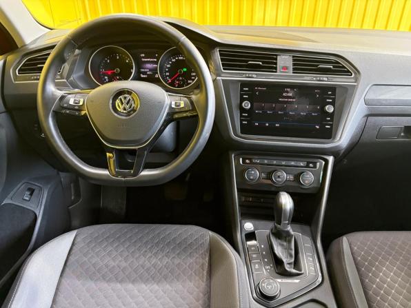 Volkswagen Tiguan II с пробегом 2017 года, цена 2 299 000 рублей, 186000 км, внедорожник, Автокод Объявления