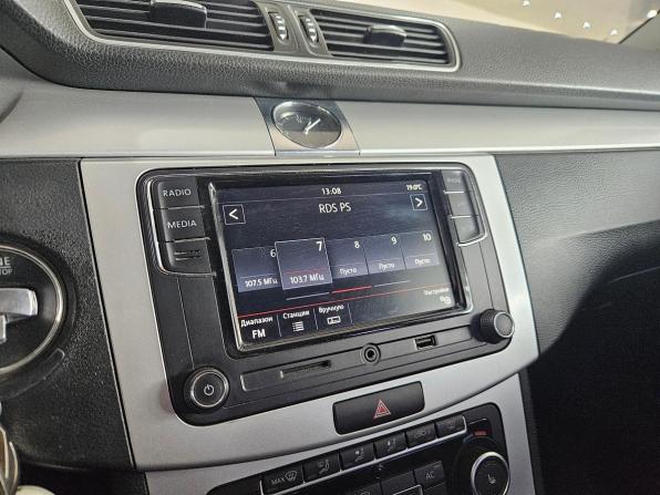 Volkswagen Passat B7 с пробегом 2011 года, цена 979 000 рублей, 254000 км, седан, Автокод Объявления