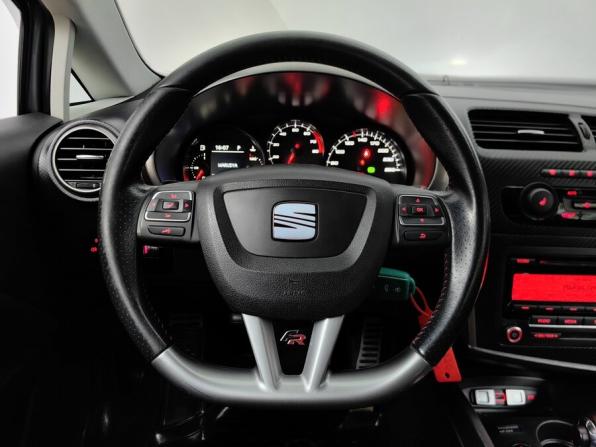 SEAT Leon II Рестайлинг с пробегом 2012 года, цена 824 000 рублей, 255563 км, хэтчбек, Автокод Объявления