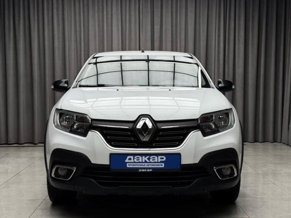 Renault Logan II Рестайлинг с пробегом 2019 года, цена 1 299 000 рублей, 99342 км, седан, Автокод Объявления