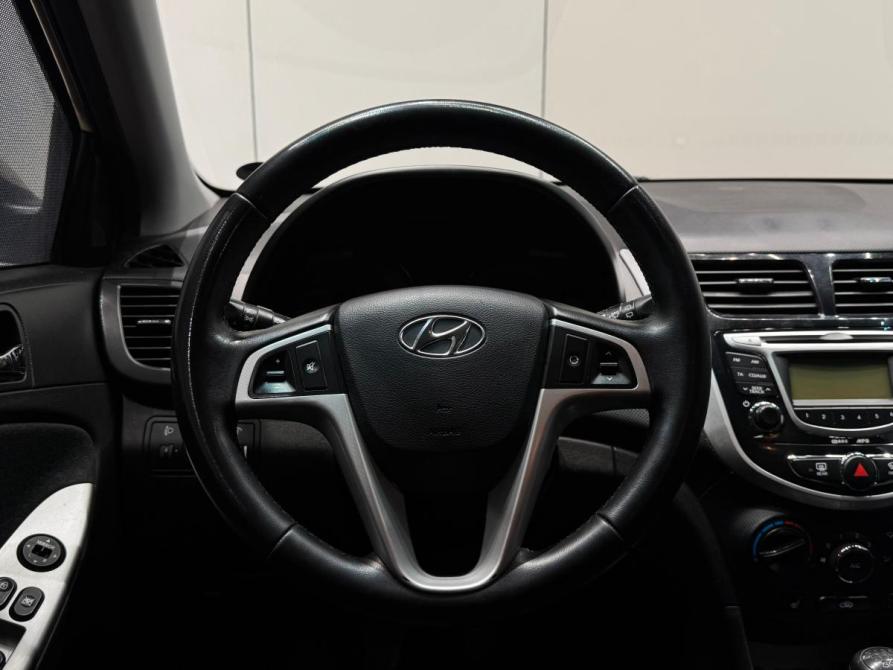 Hyundai Solaris I Волжский  - изображение 13