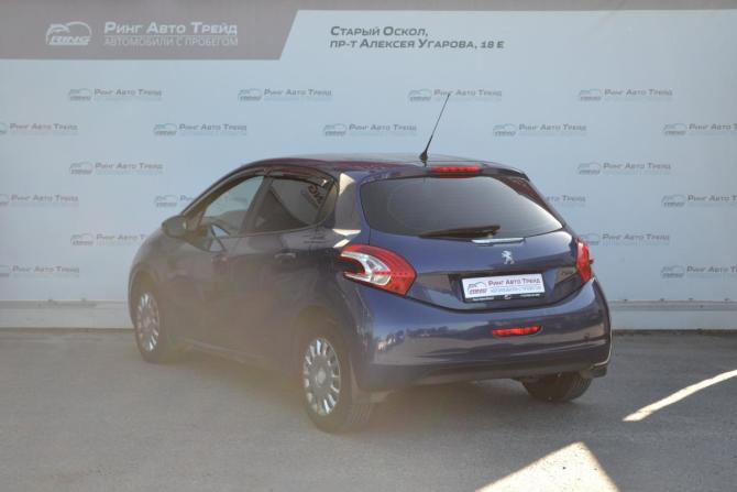 Peugeot 208 I с пробегом 2014 года, цена 690 000 рублей, 102384 км, хэтчбек, Автокод Объявления