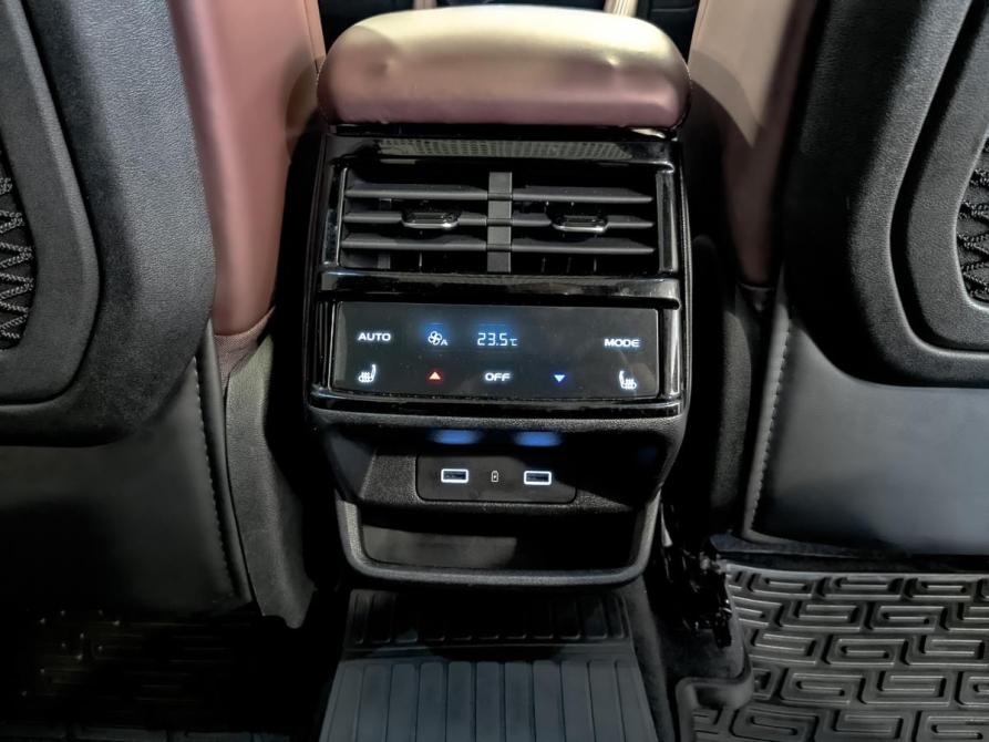 Geely Monjaro I Москва  - изображение 30