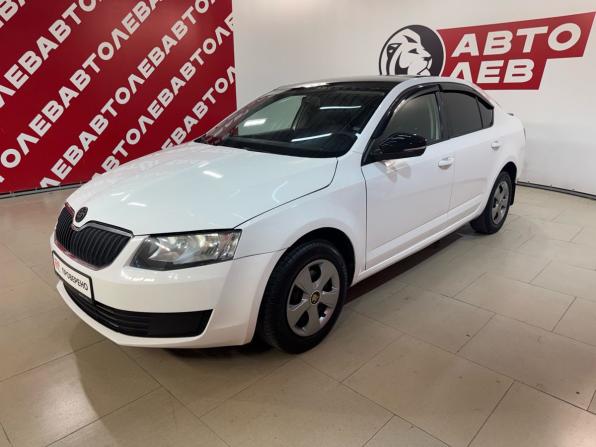 Skoda Octavia III (A7) Рестайлинг с пробегом 2017 года, цена 689 000 рублей, 228243 км, лифтбек, Автокод Объявления