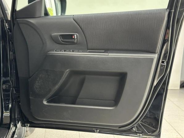 Mazda Premacy II (CR) Рестайлинг с пробегом 2008 года, цена 700 000 рублей, 202172 км, минивэн, Автокод Объявления