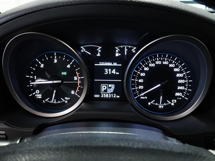 Toyota Land Cruiser 200 Series Рестайлинг 2 Калуга  - изображение 27
