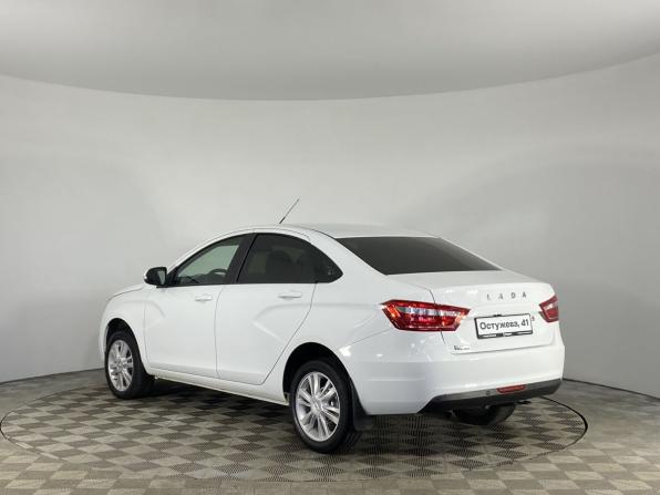 Lada (ВАЗ) Vesta I с пробегом 2017 года, цена 745 000 рублей, 102377 км, седан, Автокод Объявления