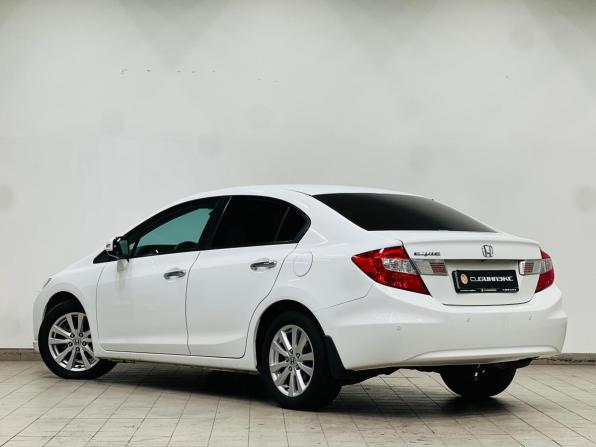 Honda Civic IX с пробегом 2012 года, цена 1 350 000 рублей, 163000 км, седан, Автокод Объявления