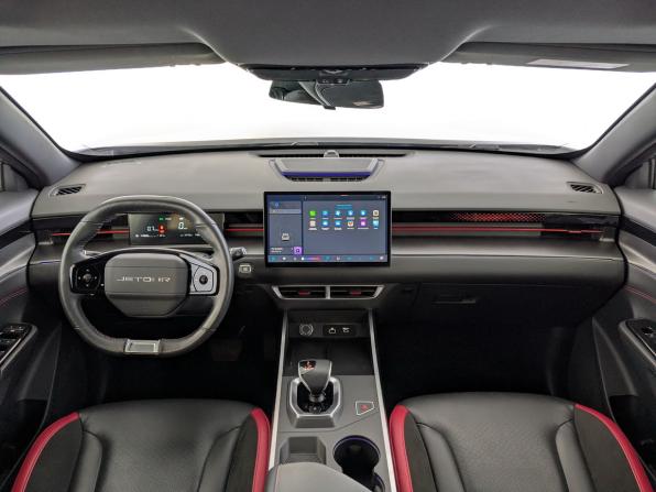 JETOUR DASHING I с пробегом 2024 года, цена 1 995 000 рублей, 32729 км, внедорожник, Автокод Объявления
