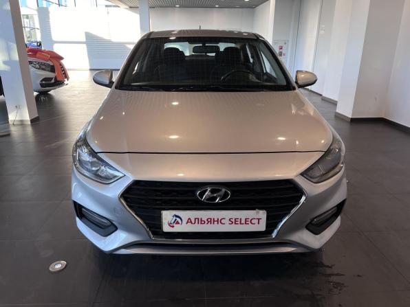 Hyundai Solaris II с пробегом 2017 года, цена 1 270 000 рублей, 131776 км, седан, Автокод Объявления