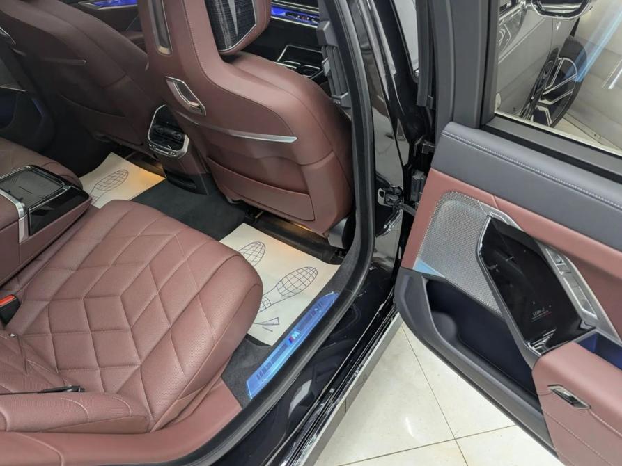 BMW 7 серии VII (G70) Воронеж  - изображение 23