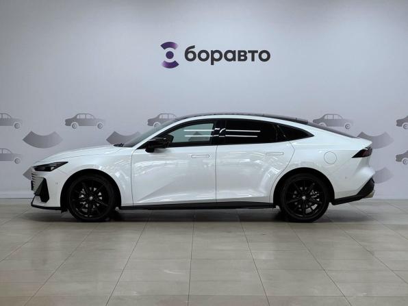 Changan UNI-V I с пробегом 2023 года, цена 1 990 000 рублей, 84007 км, лифтбек, Автокод Объявления