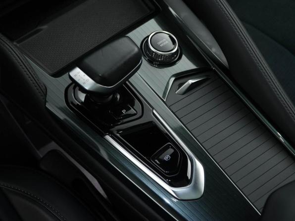 Geely Monjaro I с пробегом 2024 года, цена 3 449 050 рублей, 28470 км, внедорожник, Автокод Объявления