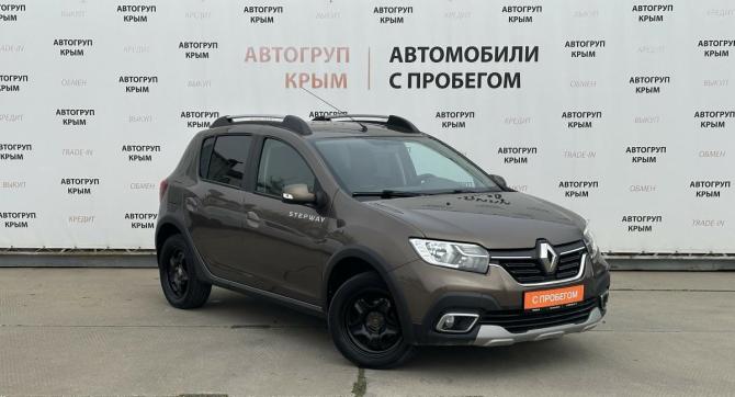 Renault Sandero II Рестайлинг с пробегом 2018 года, цена 1 190 000 рублей, 100662 км, хэтчбек, Автокод Объявления