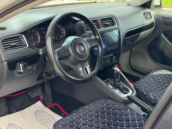 Volkswagen Jetta VI с пробегом 2012 года, цена 1 049 000 рублей, 169105 км, седан, Автокод Объявления