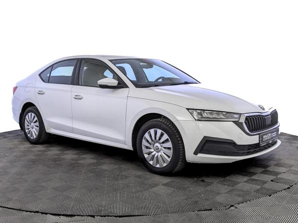 Skoda Octavia IV (A8) с пробегом 2021 года, цена 1 450 000 рублей, 351430 км, лифтбек, Автокод Объявления
