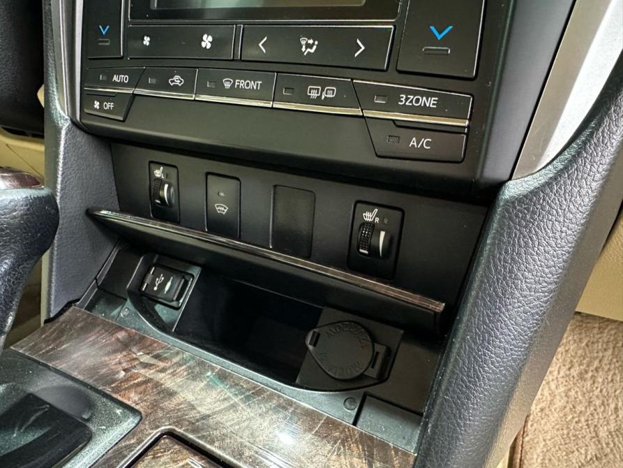 Toyota Camry VII (XV50) Рестайлинг Ростов-на-Дону  - изображение 10