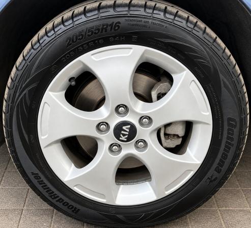 Kia Venga I с пробегом 2012 года, цена 737 000 рублей, 267331 км, минивэн, Автокод Объявления