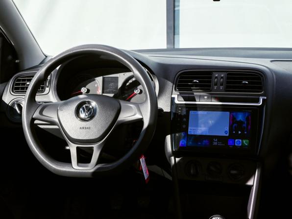 Volkswagen Polo V Рестайлинг с пробегом 2019 года, цена 1 099 000 рублей, 89788 км, седан, Автокод Объявления