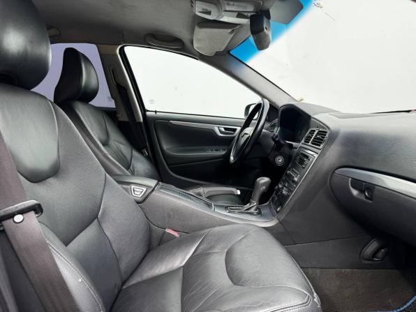 Volvo S60 I Рестайлинг с пробегом 2005 года, цена 640 000 рублей, 304419 км, седан, Автокод Объявления
