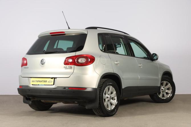 Volkswagen Tiguan I с пробегом 2011 года, цена 1 299 000 рублей, 129000 км, внедорожник, Автокод Объявления