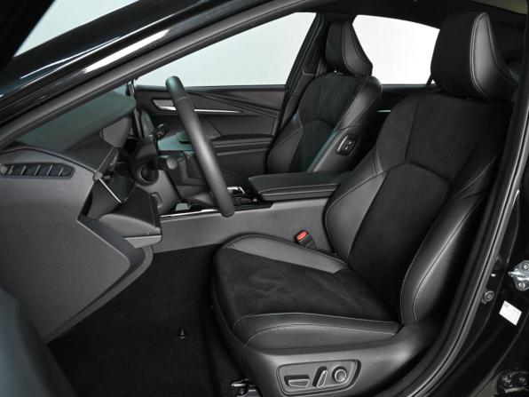 Toyota Camry IX (XV80) China Market с пробегом 2025 года, цена 4 609 000 рублей, 54 км, седан, Автокод Объявления