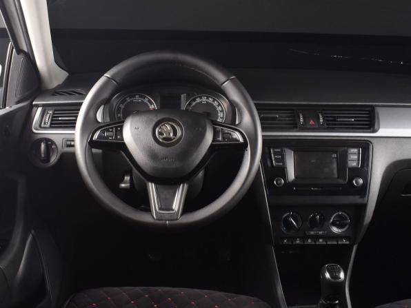 Skoda Rapid I Рестайлинг с пробегом 2017 года, цена 1 049 995 рублей, 139968 км, лифтбек, Автокод Объявления