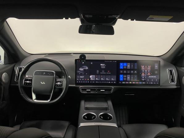 Li Auto (Lixiang) L7 I с пробегом 2023 года, цена 5 449 000 рублей, 68325 км, внедорожник, Автокод Объявления