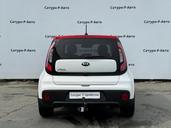 Kia Soul II Рестайлинг с пробегом 2018 года, цена 1 550 000 рублей, 100000 км, хэтчбек, Автокод Объявления