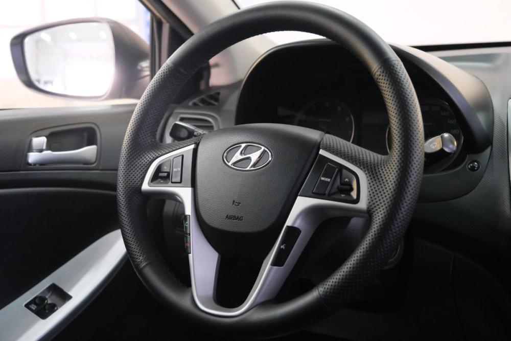 Hyundai Solaris I Омск  - изображение 13