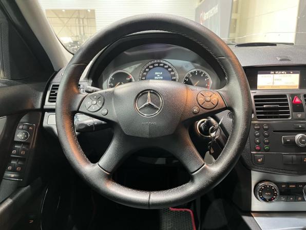 Mercedes-Benz C-Класс III (W204) с пробегом 2008 года, цена 880 000 рублей, 252168 км, седан, Автокод Объявления