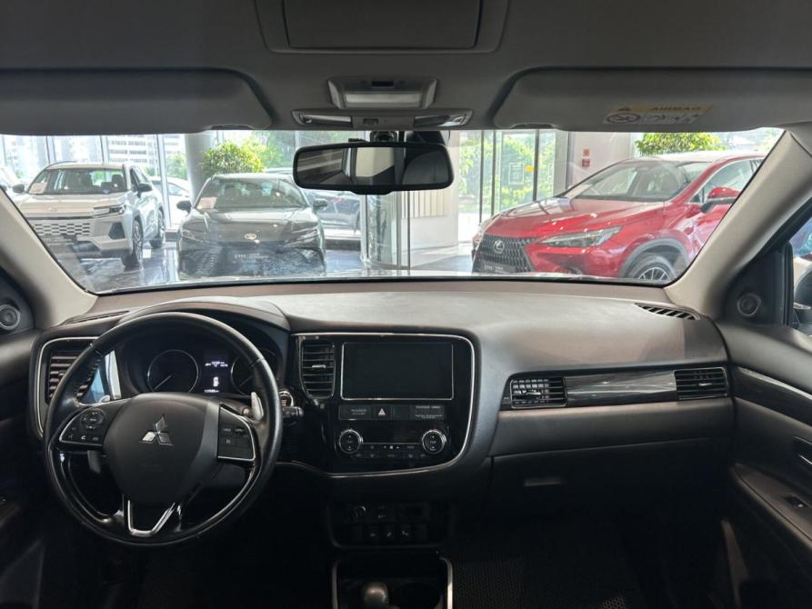 Mitsubishi Outlander III Рестайлинг 3 Казань  - изображение 17