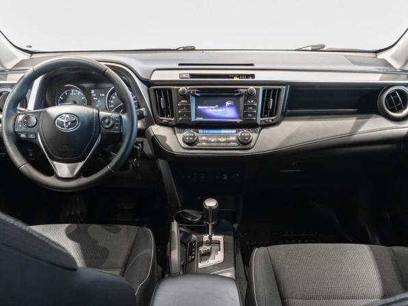 Toyota RAV4 IV (XA40) Рестайлинг с пробегом 2016 года, цена 1 796 000 рублей, 299369 км, внедорожник, Автокод Объявления