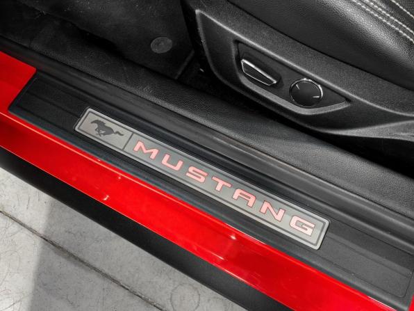 Ford Mustang VI Рестайлинг с пробегом 2018 года, цена 3 300 000 рублей, 75341 км, кабриолет, Автокод Объявления