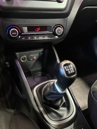 Kia Rio III Рестайлинг с пробегом 2017 года, цена 1 199 000 рублей, 108106 км, седан, Автокод Объявления