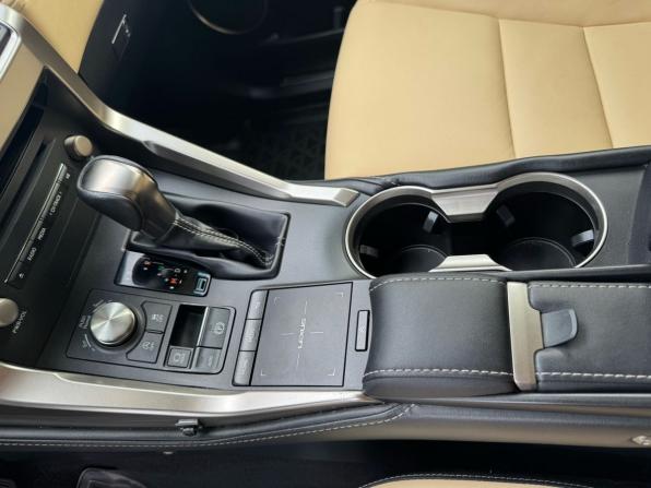 Lexus NX I Рестайлинг с пробегом 2018 года, цена 2 999 000 рублей, 116505 км, внедорожник, Автокод Объявления