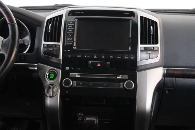 Toyota Land Cruiser 200 Series Рестайлинг 1 с пробегом 2013 года, цена 5 099 000 рублей, 129190 км, внедорожник, Автокод Объявления