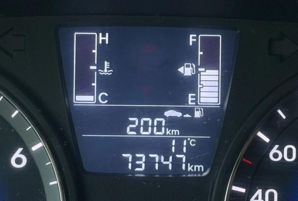 Hyundai Solaris I Рестайлинг Киров  - изображение 16