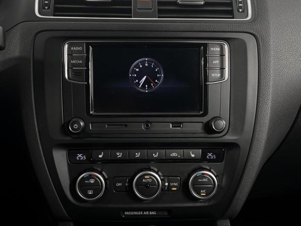Volkswagen Jetta VI с пробегом 2013 года, цена 1 043 300 рублей, 162872 км, седан, Автокод Объявления