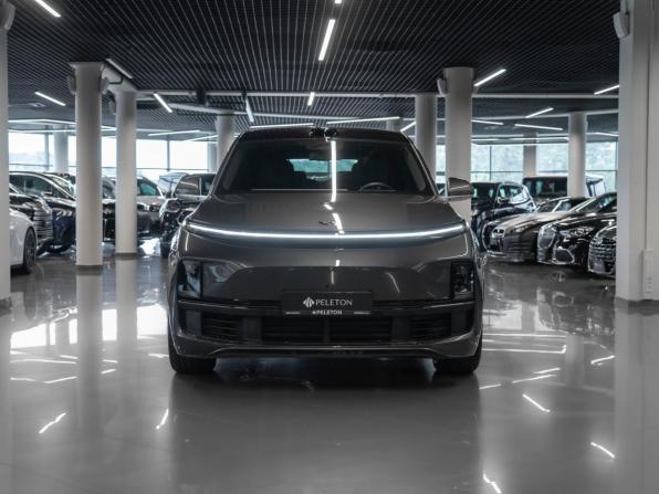 Li Auto (Lixiang) L9 I Рестайлинг с пробегом 2025 года, цена 10 700 000 рублей, 44 км, внедорожник, Автокод Объявления