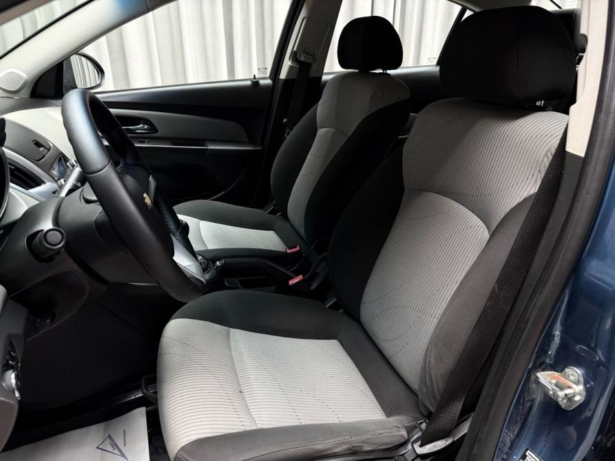 Chevrolet Cruze I Рестайлинг Ижевск  - изображение 23