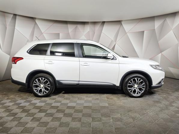 Mitsubishi Outlander III Рестайлинг 2 с пробегом 2015 года, цена 1 555 000 рублей, 166710 км, внедорожник, Автокод Объявления