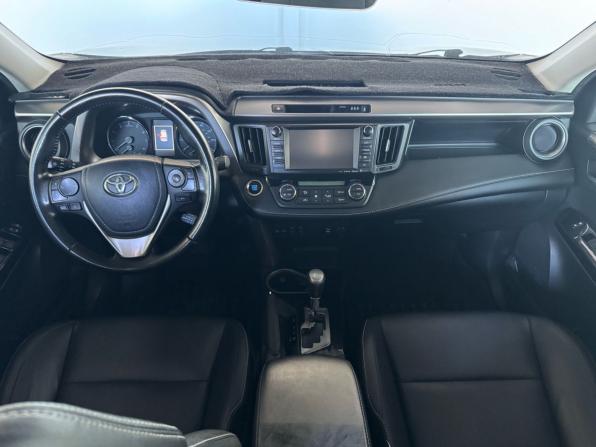 Toyota RAV4 IV (XA40) Рестайлинг с пробегом 2017 года, цена 2 299 000 рублей, 253264 км, внедорожник, Автокод Объявления