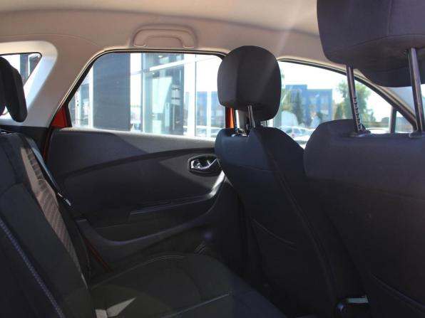 Renault Kaptur I с пробегом 2017 года, цена 1 170 000 рублей, 174765 км, внедорожник, Автокод Объявления