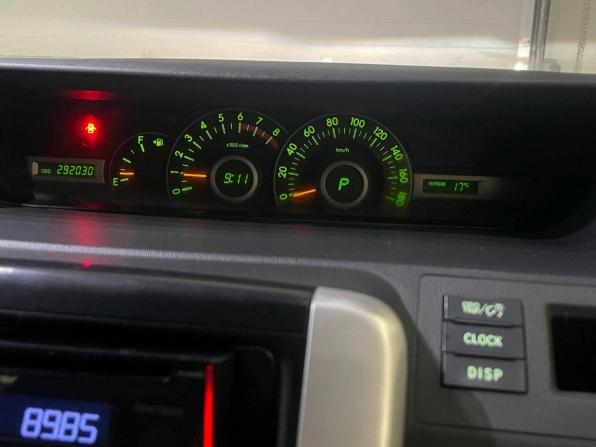 Toyota Voxy II (R70) с пробегом 2009 года, цена 1 050 000 рублей, 292029 км, минивэн, Автокод Объявления