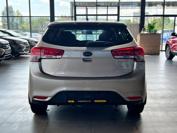 Kia Rio III с пробегом 2015 года, цена 950 000 рублей, 148000 км, хэтчбек, Автокод Объявления