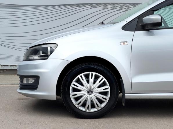 Volkswagen Polo V Рестайлинг с пробегом 2018 года, цена 959 000 рублей, 188638 км, седан, Автокод Объявления